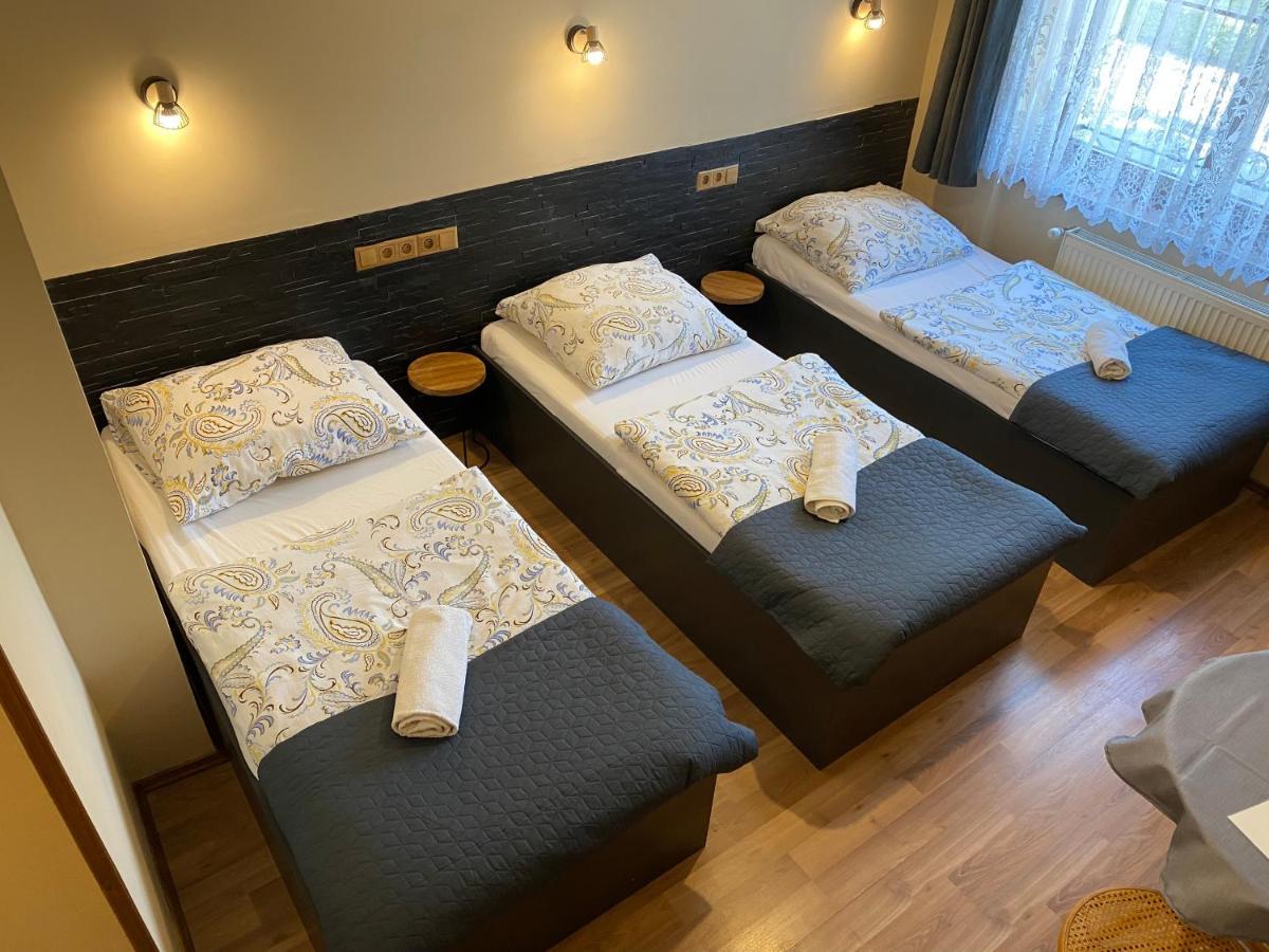 Penzión pri Kaštieli Bratislava Exterior foto